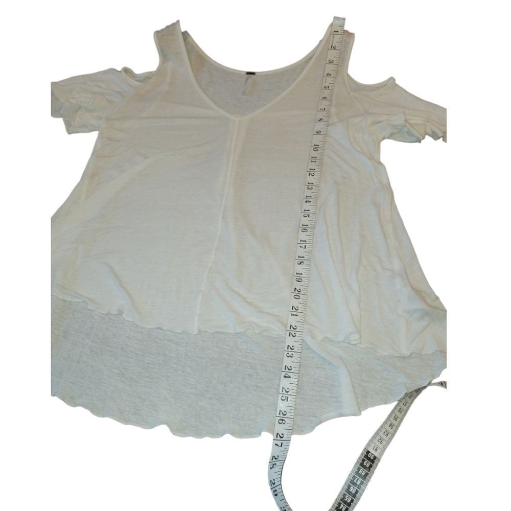 FREE PEOPLE Linen Blend Off White Bittersweet Cold Shoulder Tee Top S - Picture 9 of 13